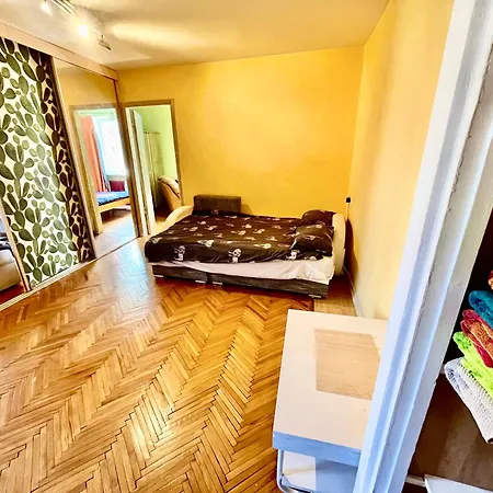 3 In Stroomi Area Apartment *