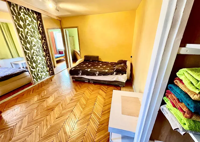 3 In Stroomi Area Apartman *